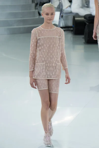 Look 33